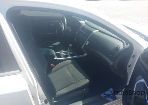 2015 Nissan Altima 2.5 Sv from USA, damaged, VIN 1N4AL3AP3FC233425